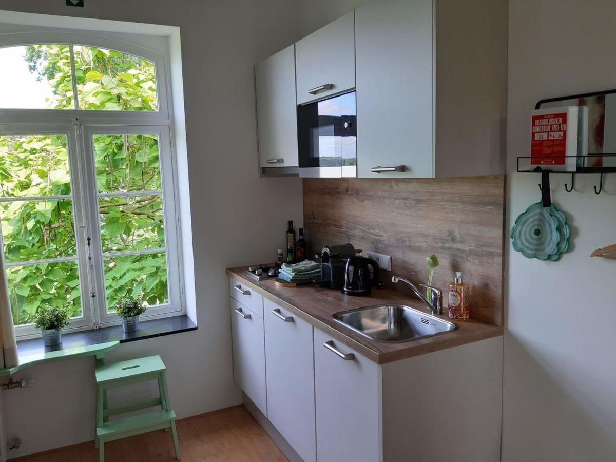 Mille Fleurs - apartments Fourons Extérieur photo